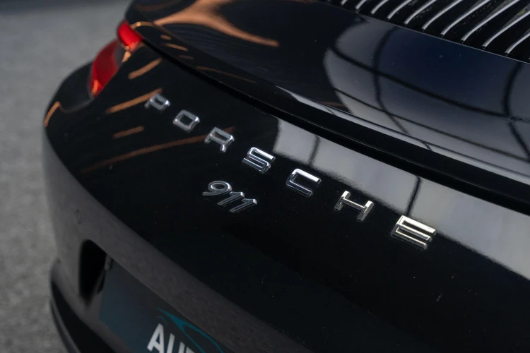 Vehicle Image 23