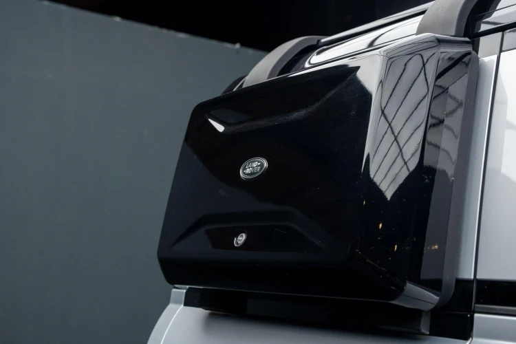 Vehicle Image 9