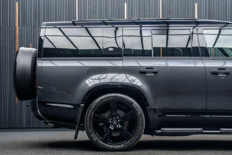 Vehicle Image 19