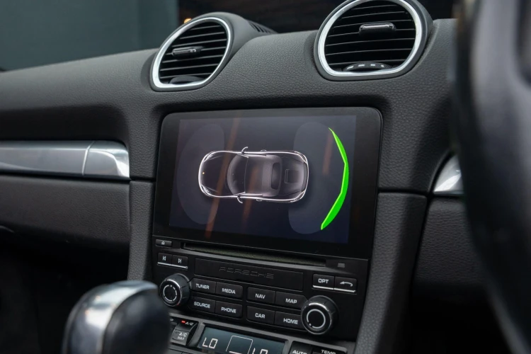 Vehicle Image 8