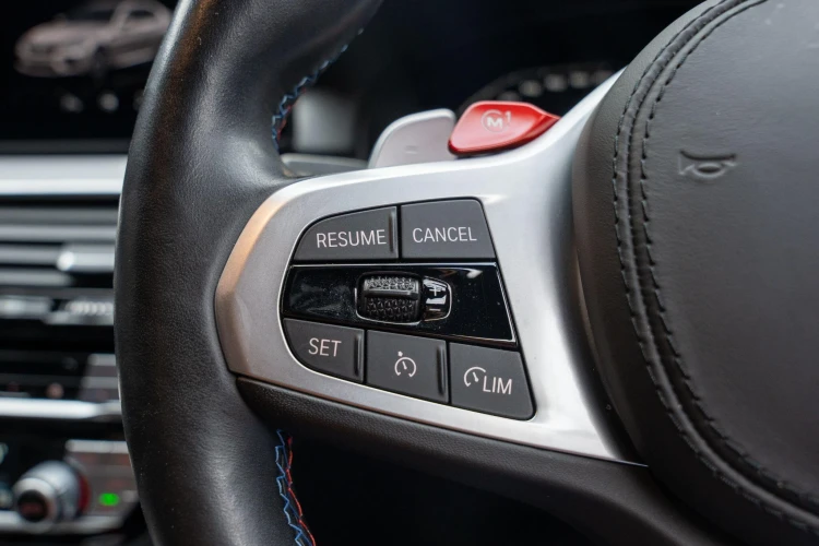Vehicle Image 22