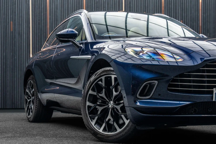 Vehicle Image 7