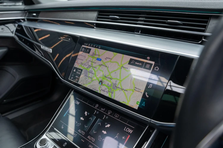 Vehicle Image 10