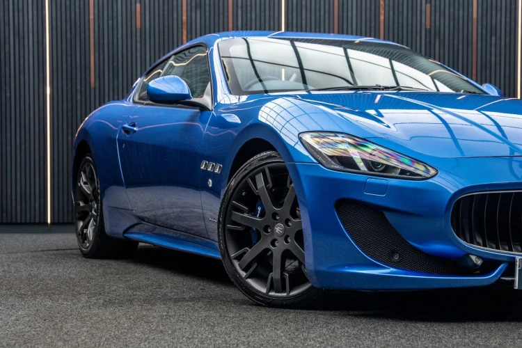 Vehicle Image 7