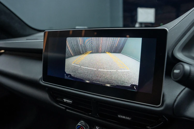 Vehicle Image 8