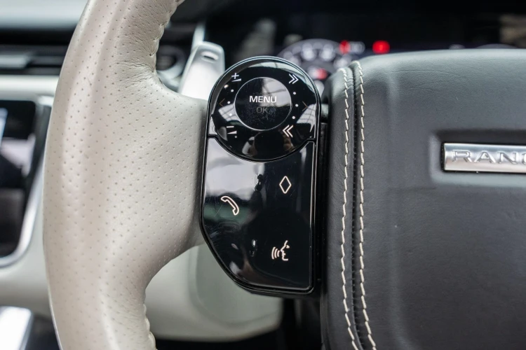 Vehicle Image 22