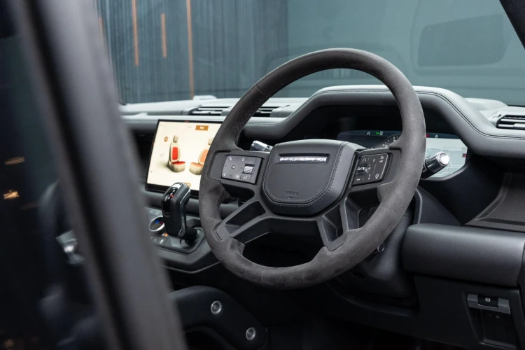 Vehicle Image 8