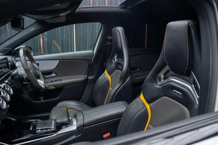 Vehicle Image 48