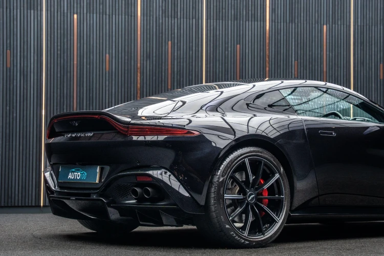 Vehicle Image 23
