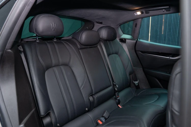 Vehicle Image 14