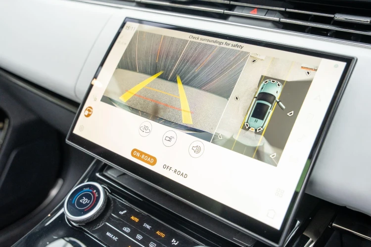 Vehicle Image 10