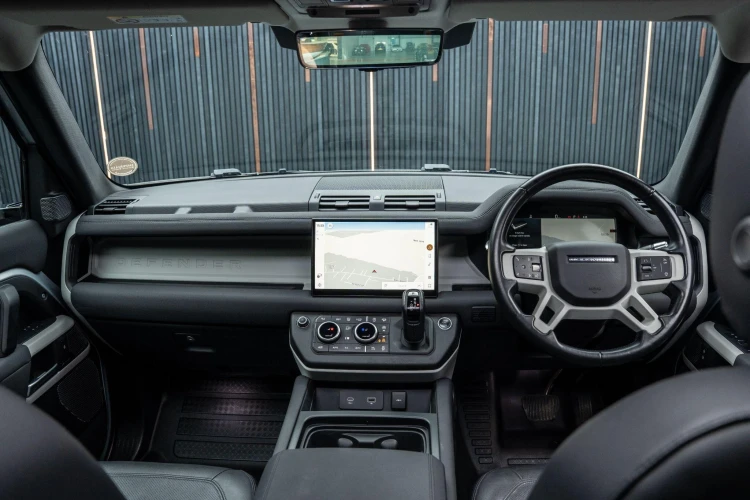 Vehicle Image 38