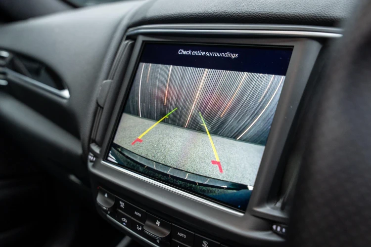Vehicle Image 6