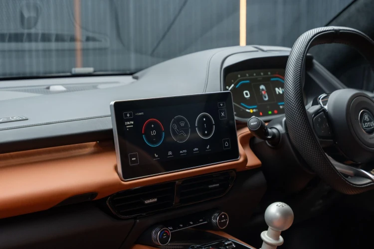 Vehicle Image 40