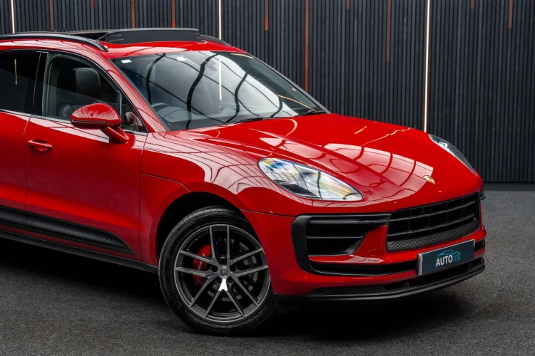 Vehicle Image 7