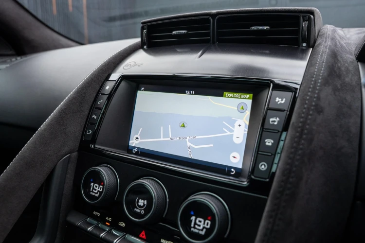 Vehicle Image 9