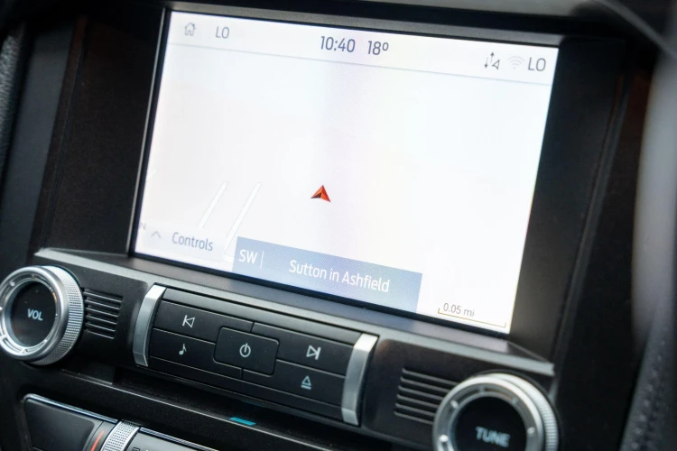 Vehicle Image 8