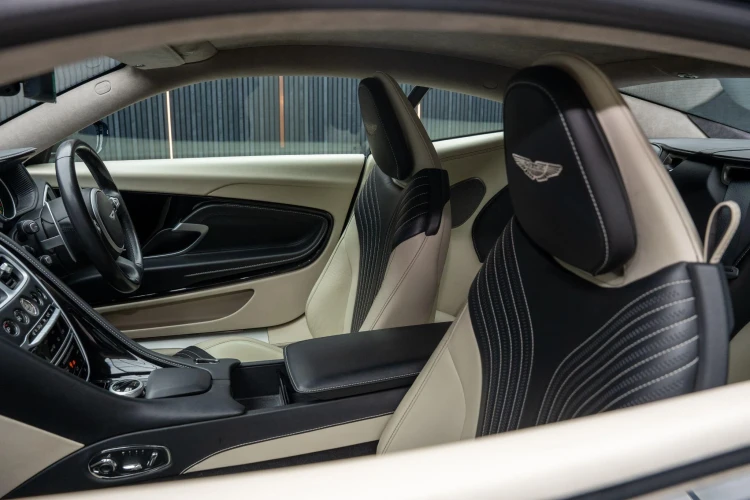 Vehicle Image 36