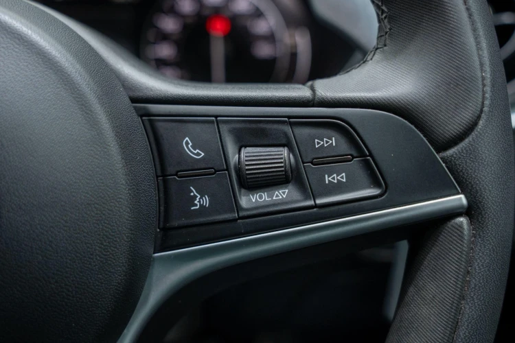 Vehicle Image 36