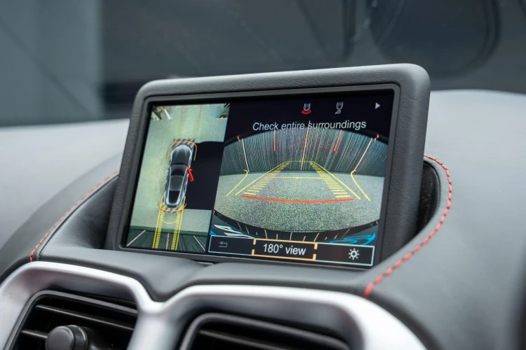 Vehicle Image 6