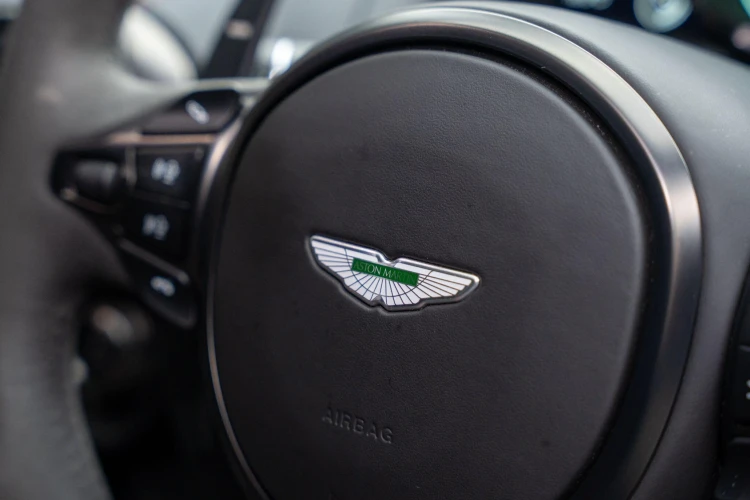Vehicle Image 35