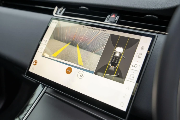 Vehicle Image 8