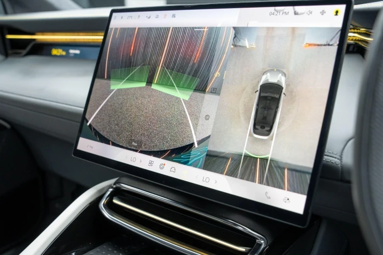 Vehicle Image 8