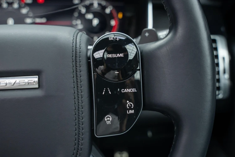 Vehicle Image 28