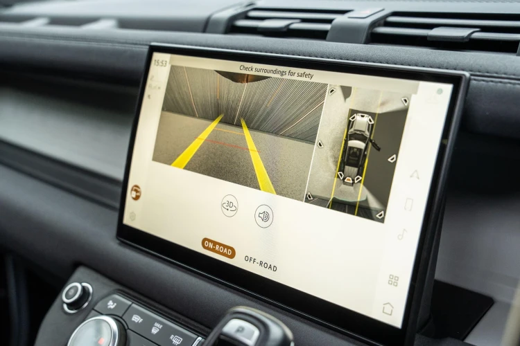Vehicle Image 10