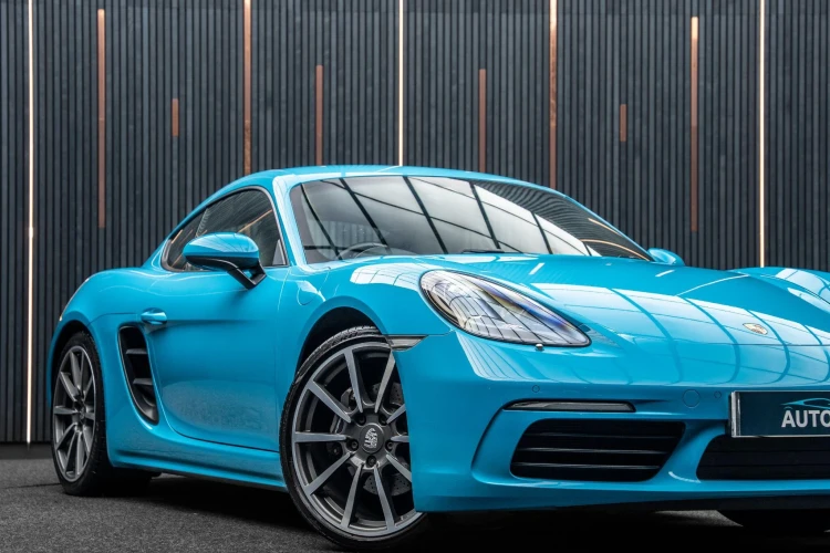 Vehicle Image 7