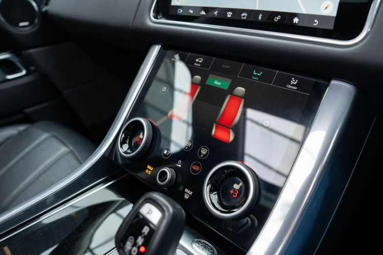 Vehicle Image 14