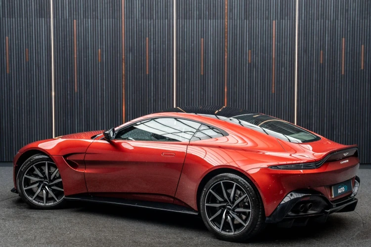 Vehicle Image 23
