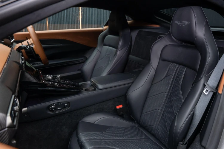 Vehicle Image 37