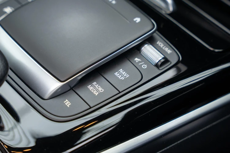 Vehicle Image 20