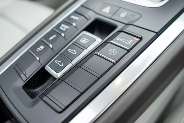 Vehicle Image 20