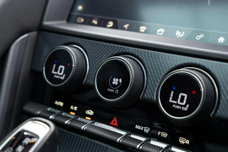 Vehicle Image 20