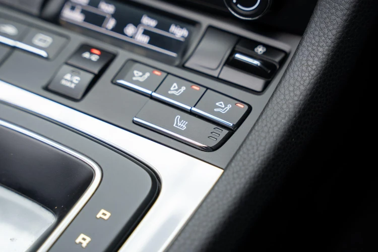 Vehicle Image 20