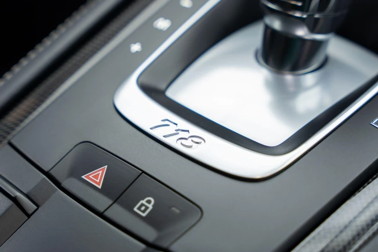 Vehicle Image 30