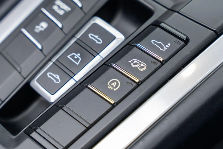 Vehicle Image 20
