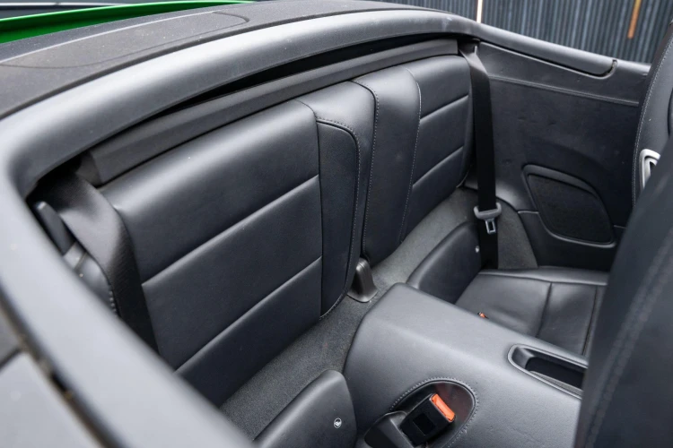 Vehicle Image 14