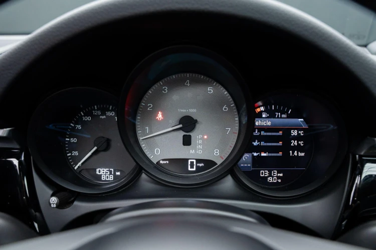 Vehicle Image 35