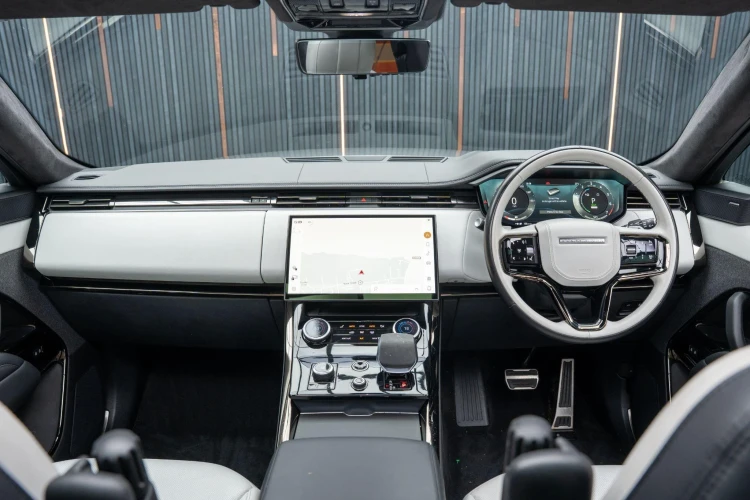 Vehicle Image 39