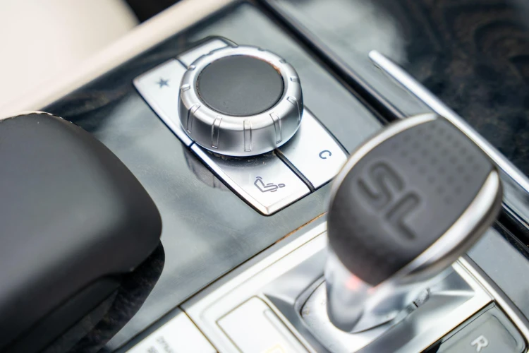 Vehicle Image 30