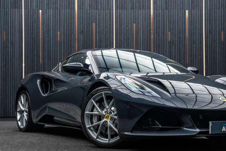 Vehicle Image 7