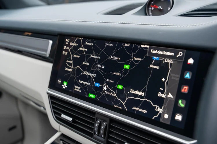 Vehicle Image 10