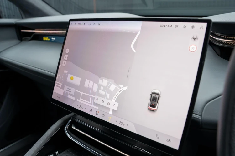 Vehicle Image 8