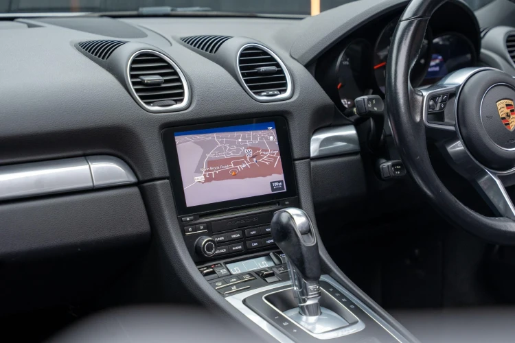 Vehicle Image 38
