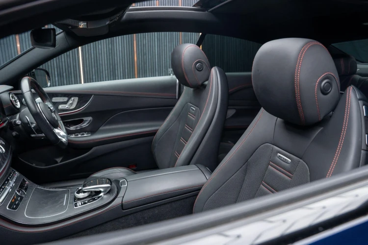 Vehicle Image 45