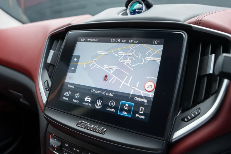 Vehicle Image 6