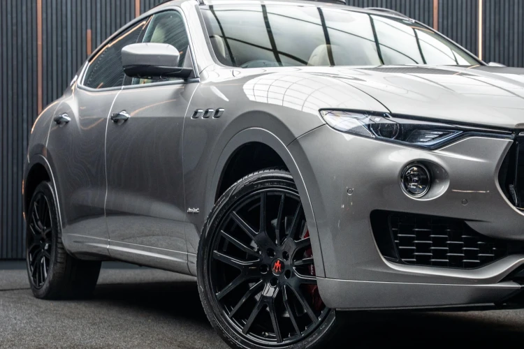 Vehicle Image 7